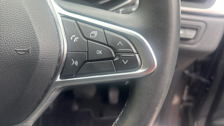 Renault Captur 1.6 E-TECH Hybrid 145 Iconic Edition 5dr Auto Hybrid Hatchback